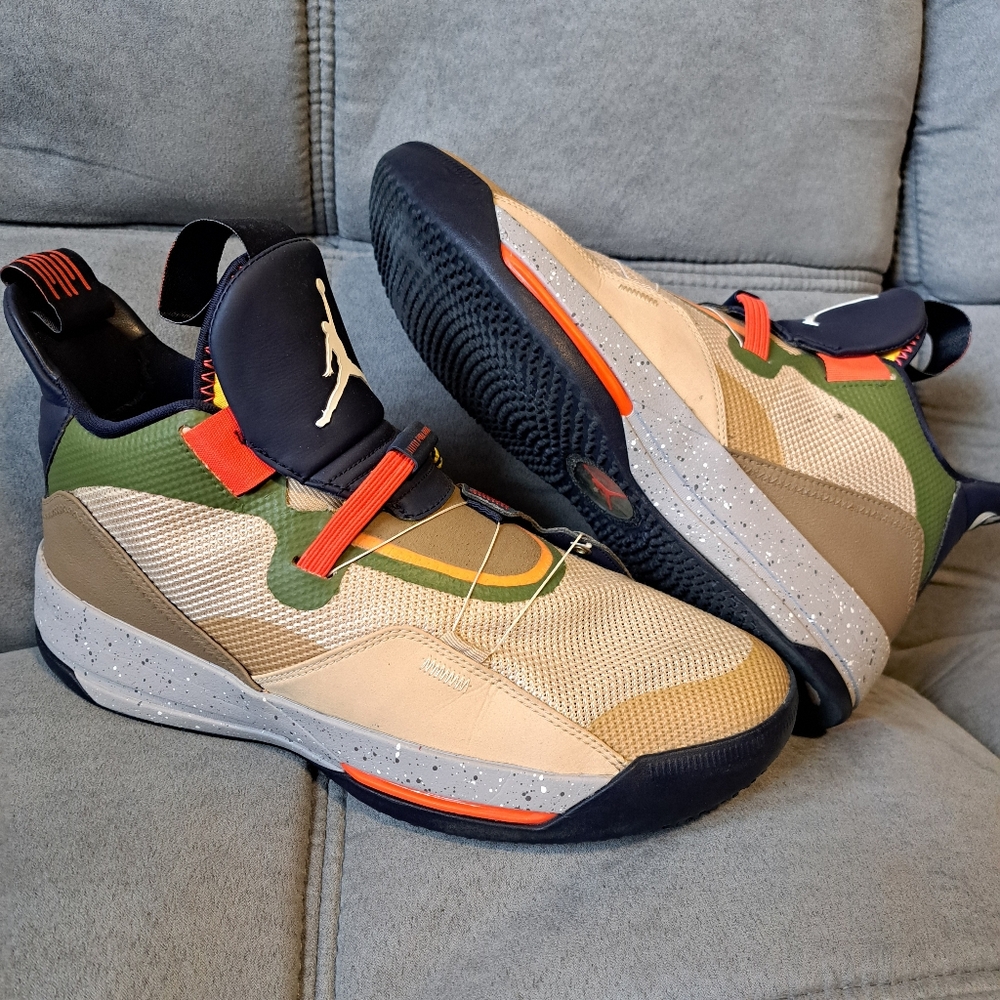 Nike Air Jordan 33s XXXIII
